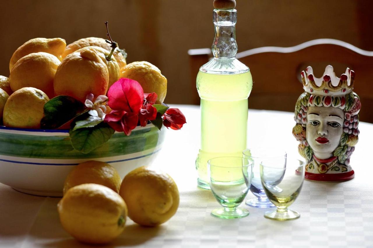Lumie Di Sicilia Bed & Breakfast ปอร์โต เอมเปโดเกล ภายนอก รูปภาพ