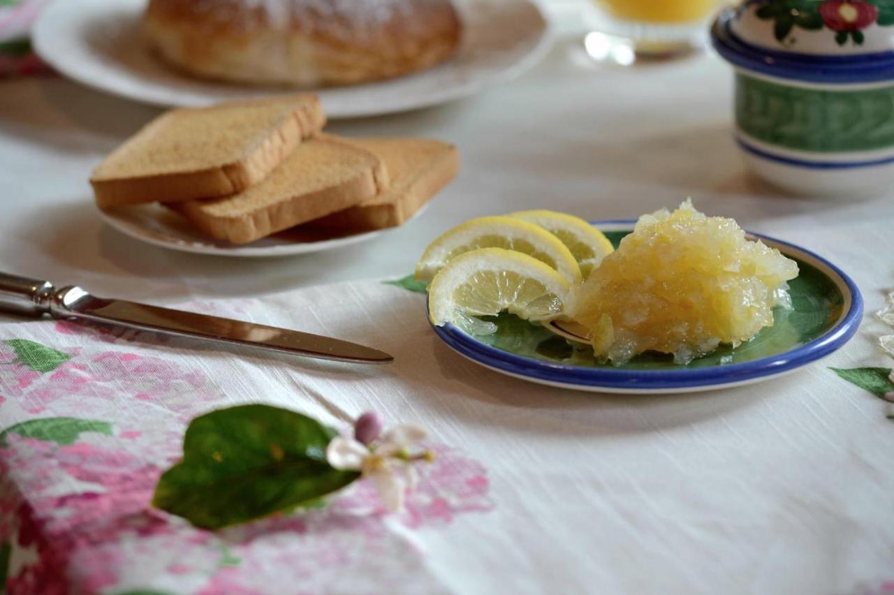 Lumie Di Sicilia Bed & Breakfast ปอร์โต เอมเปโดเกล ภายนอก รูปภาพ